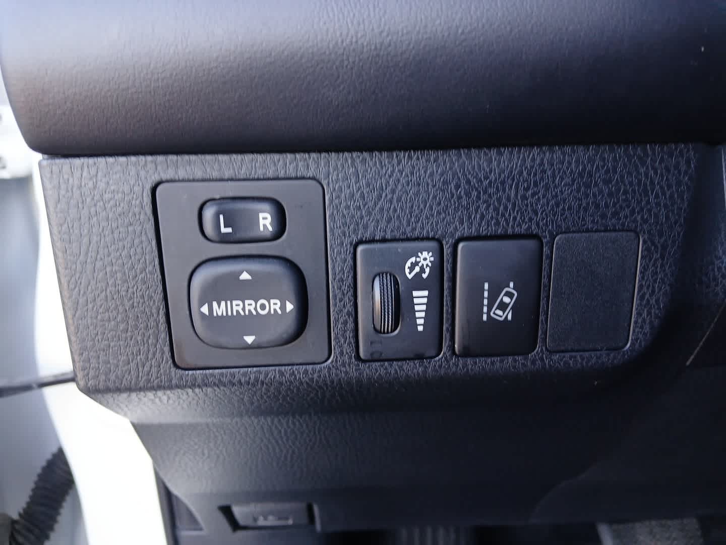 2018 Toyota RAV4 Hybrid LE Plus