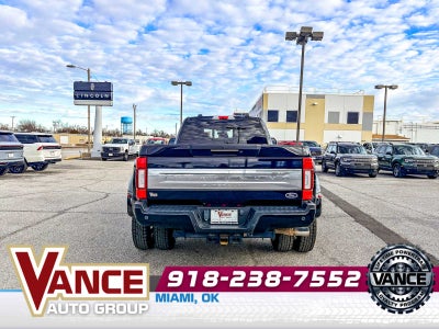 2022 Ford Super Duty F-350 DRW Platinum