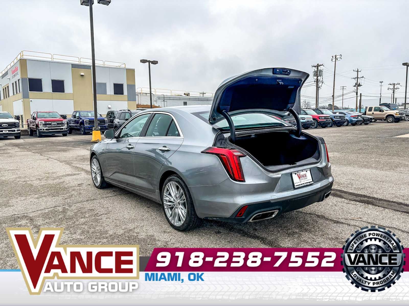 2023 Cadillac CT4 Premium Luxury