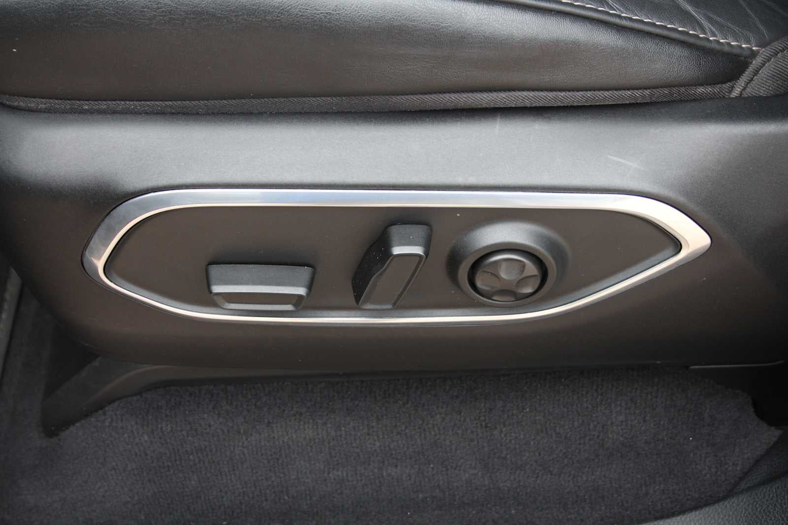 2023 Jeep Wagoneer Series II Carbide