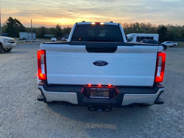 2025 Ford Super Duty F-350 DRW Pickup XLT