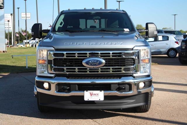 2024 Ford Super Duty F-350 DRW Pickup XLT