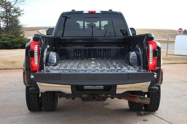 2024 Ford Super Duty F-350 DRW LARIAT