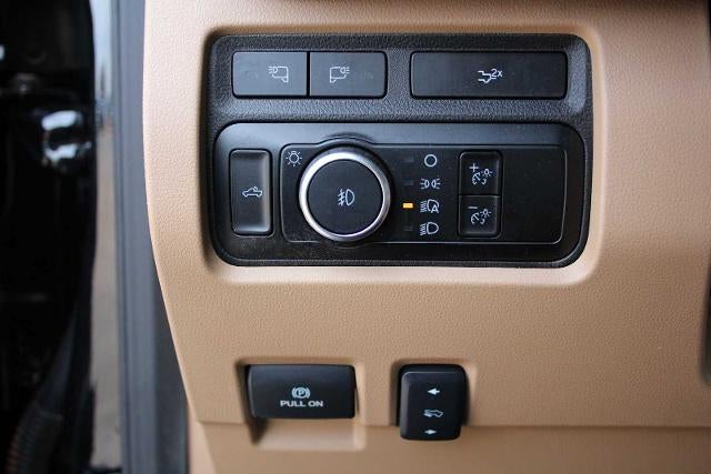 2024 Ford Super Duty F-350 DRW LARIAT