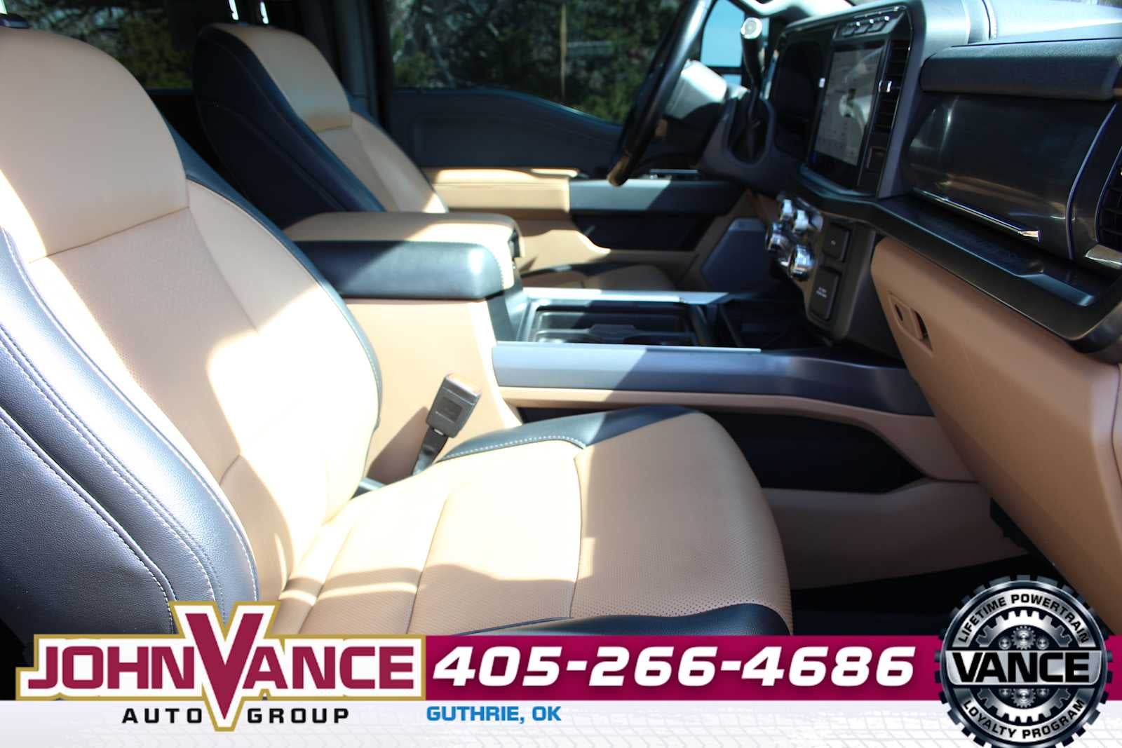 2024 Ford Super Duty F-350 DRW Pickup LARIAT