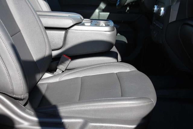 2025 GMC Sierra 2500HD Pro