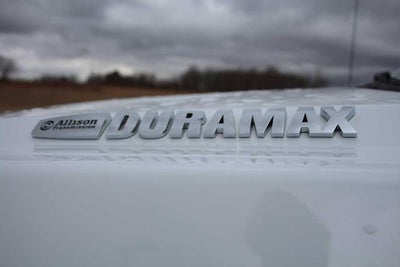 2021 Chevrolet Silverado MD LT