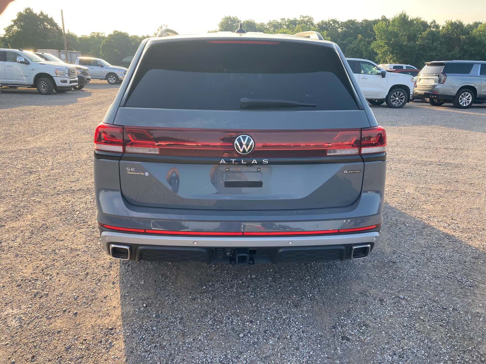 2024 Volkswagen Atlas 2.0T Peak Edition SE w/Technology