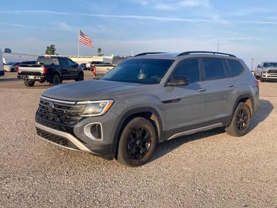 2024 Volkswagen Atlas 2.0T Peak Edition SE w/Technology