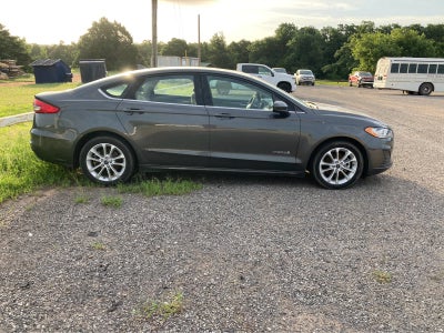 2019 Ford Fusion Hybrid SE